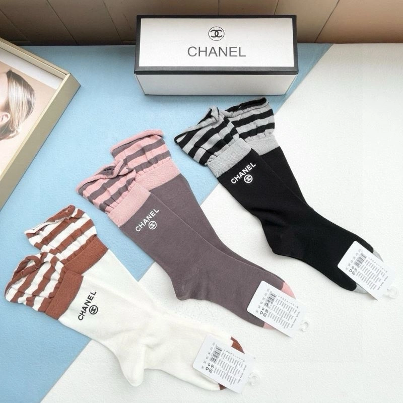 Bright Chanel Socks 273942