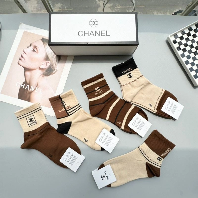Comfortable Chanel Socks 273915