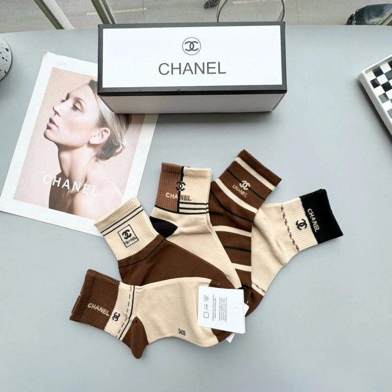 Comfortable Chanel Socks 273915