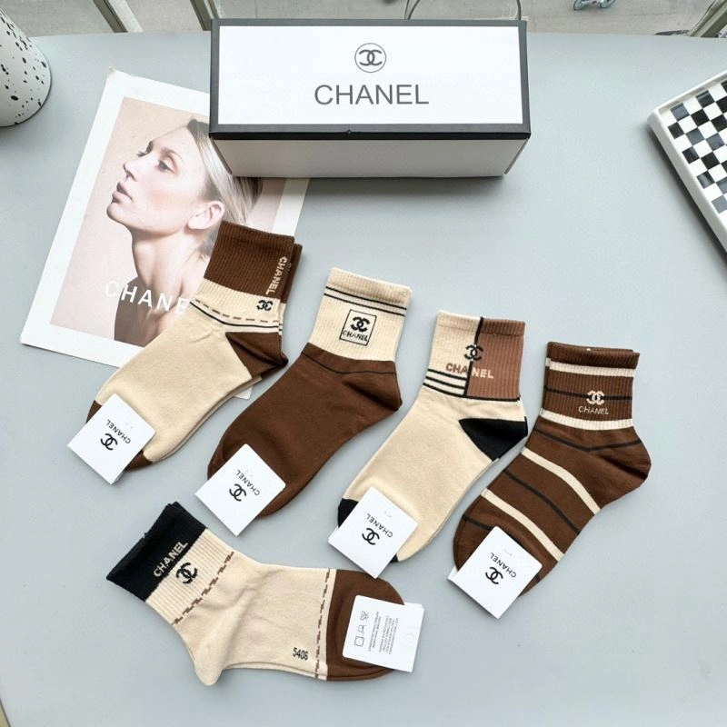 Comfortable Chanel Socks 273915
