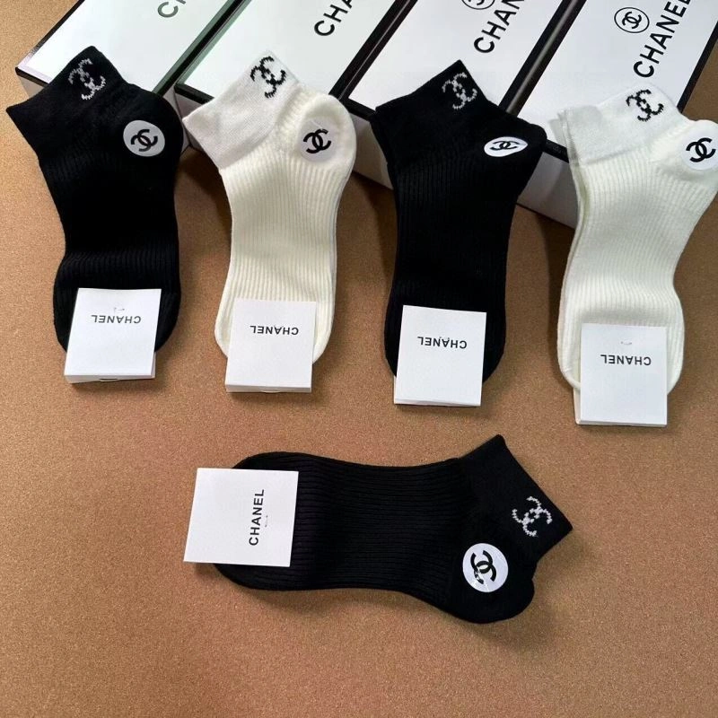 Flexible Chanel Socks 273917