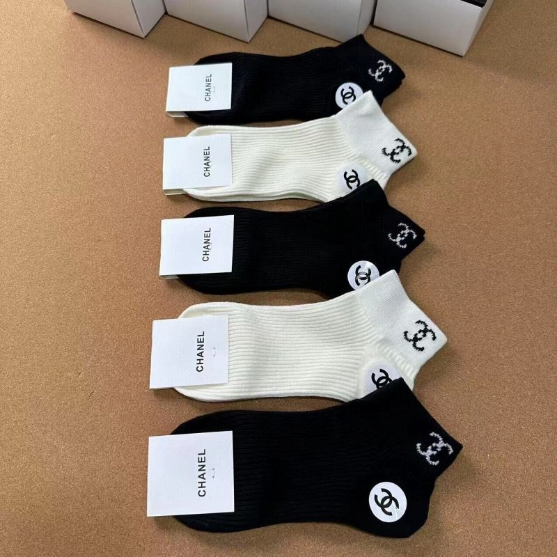 Flexible Chanel Socks 273917
