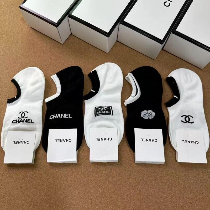 Bold Chanel Socks 273919