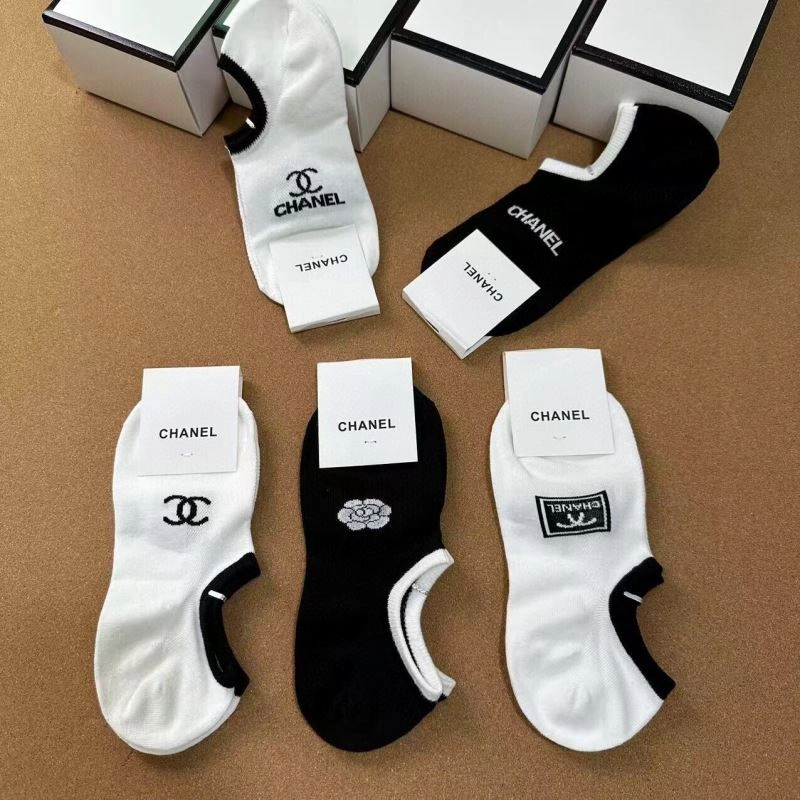 Bold Chanel Socks 273919