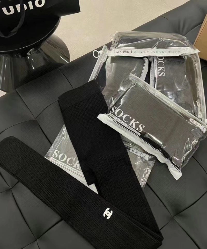 MoistureWicking Chanel Socks 273914