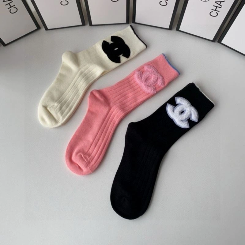 Chanel Socks Compact 273876