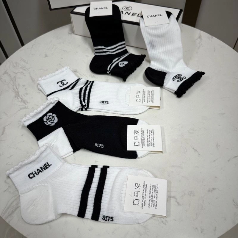 NewStyle Chanel Socks 273859
