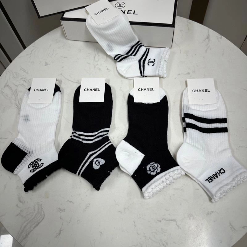 NewStyle Chanel Socks 273859