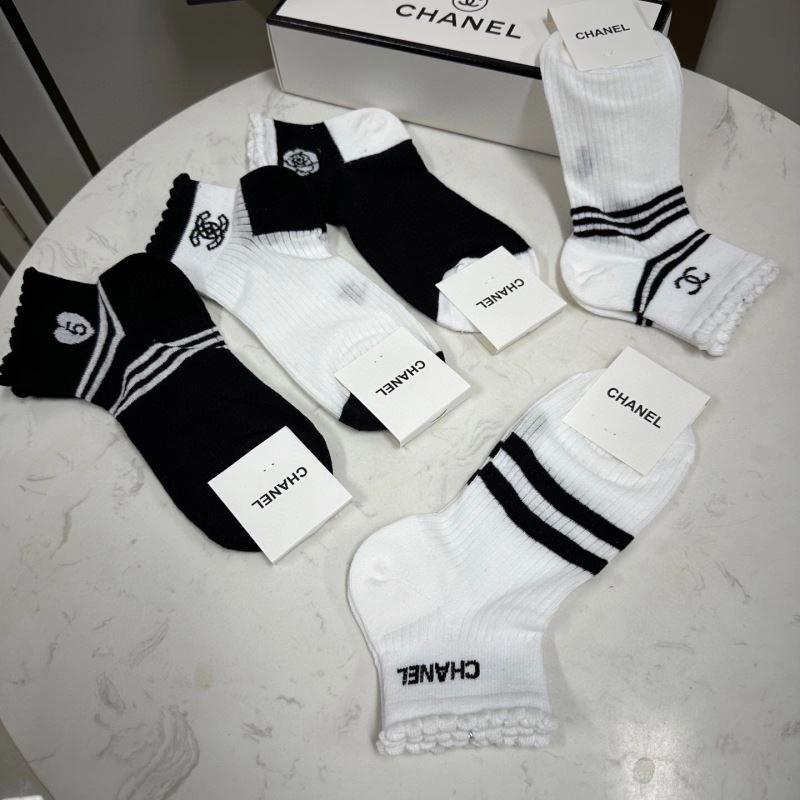 NewStyle Chanel Socks 273859