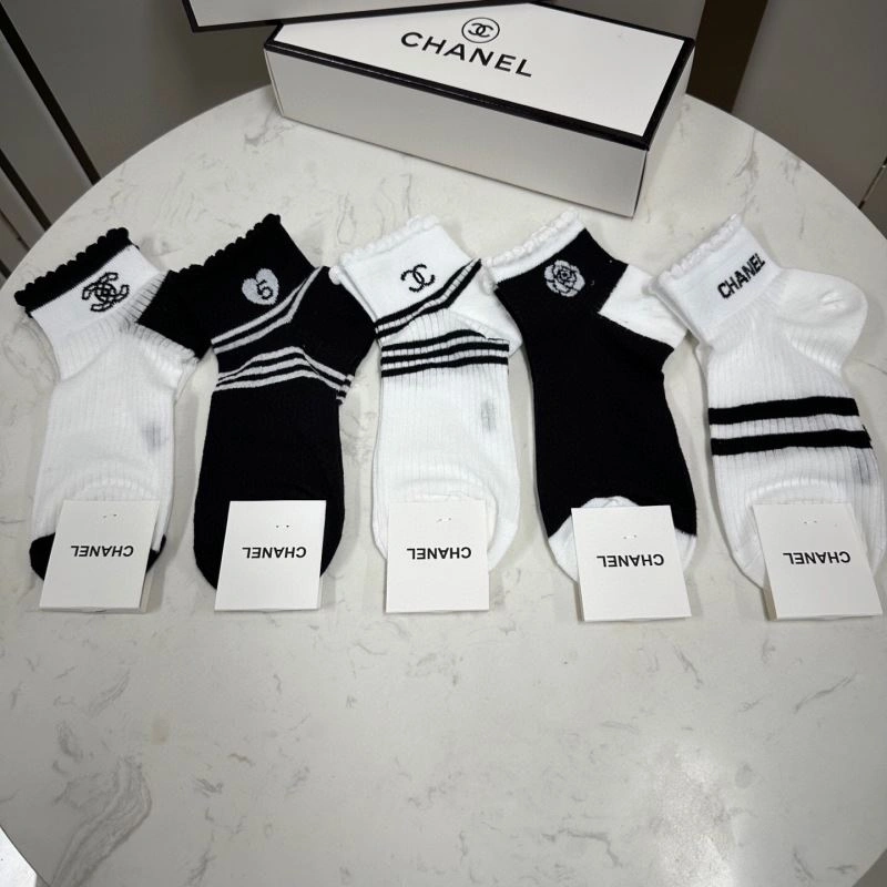 NewStyle Chanel Socks 273859