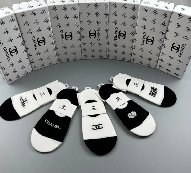 Trendsetting Chanel Socks 274660