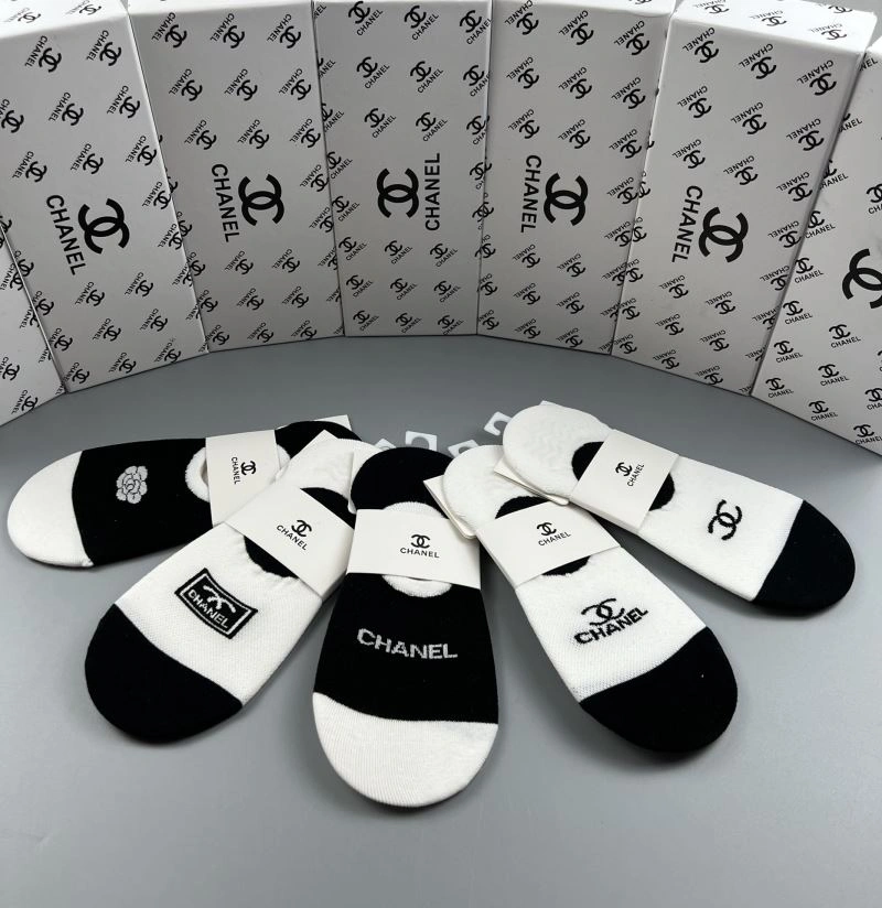 Trendsetting Chanel Socks 274660