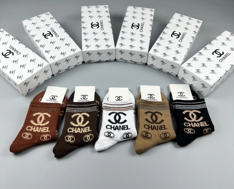 Compact Chanel Socks 274318