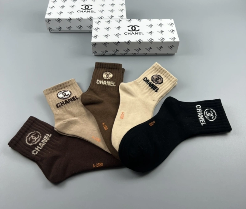 Snug Chanel Socks 274315