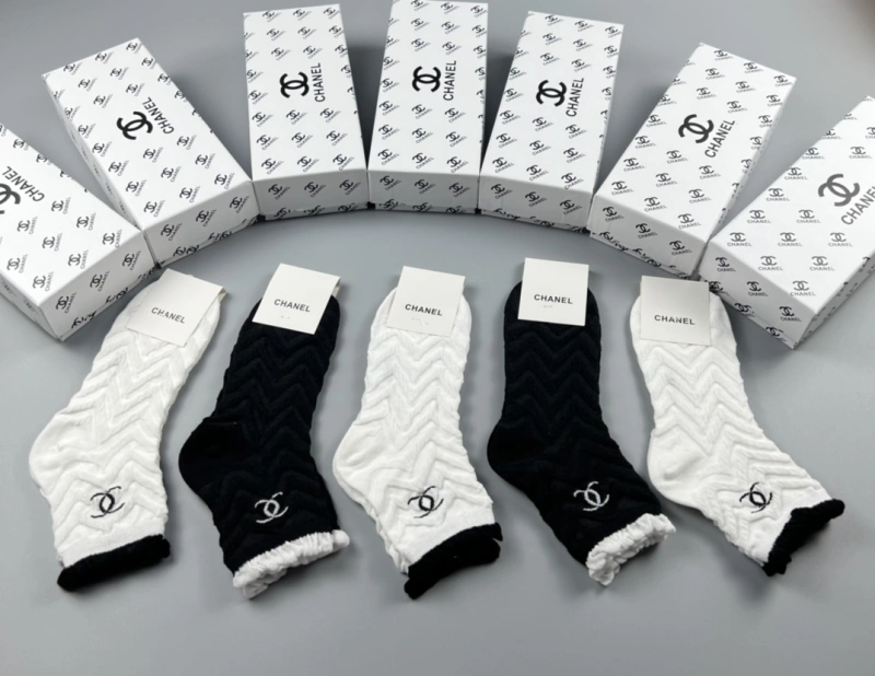 Lightweight Chanel Socks 274314