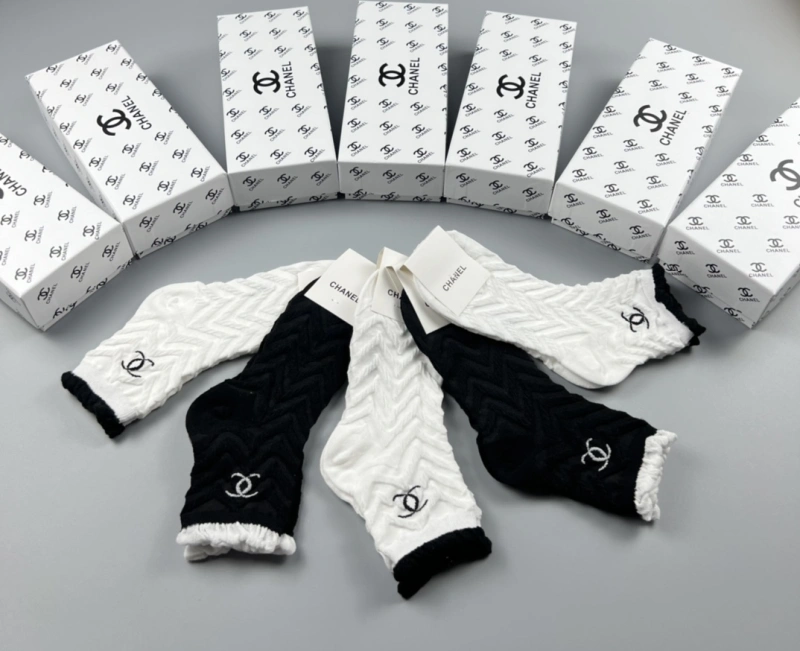 Lightweight Chanel Socks 274314
