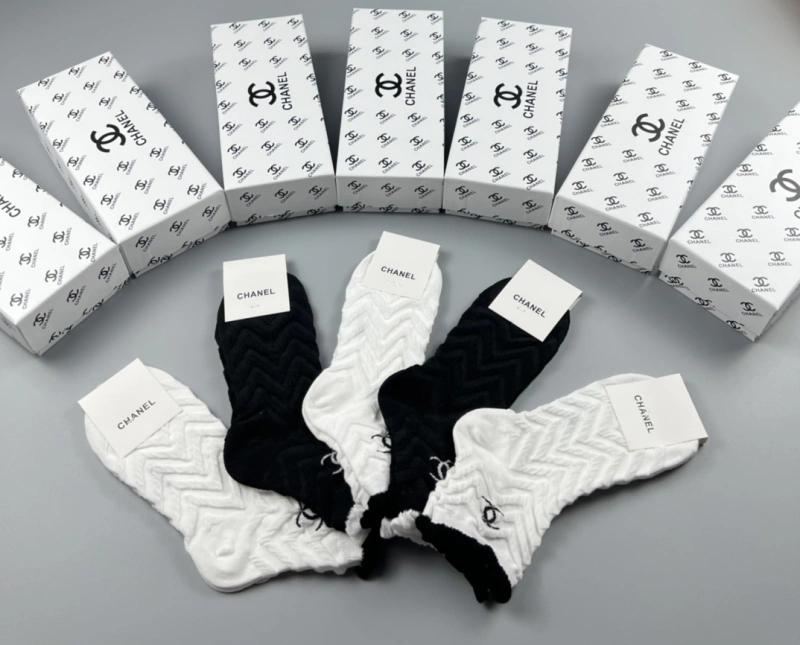 Lightweight Chanel Socks 274314