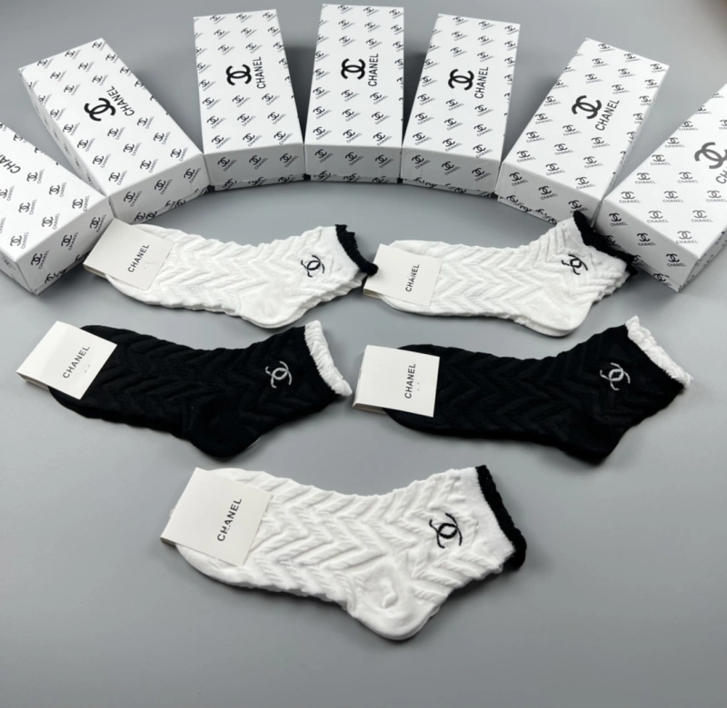 Lightweight Chanel Socks 274314