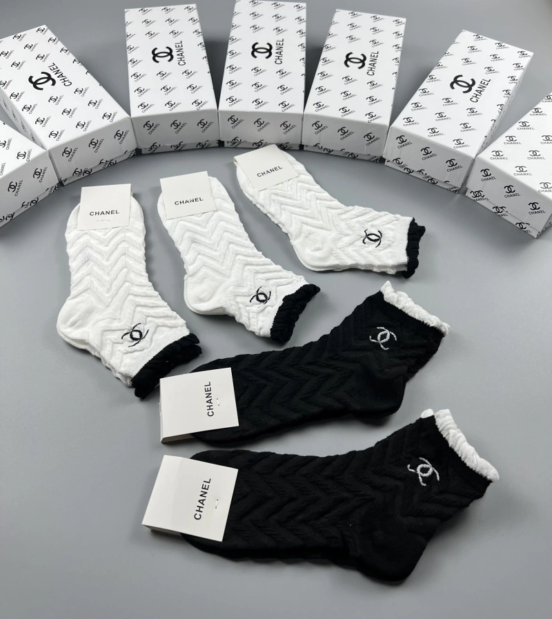 Lightweight Chanel Socks 274314