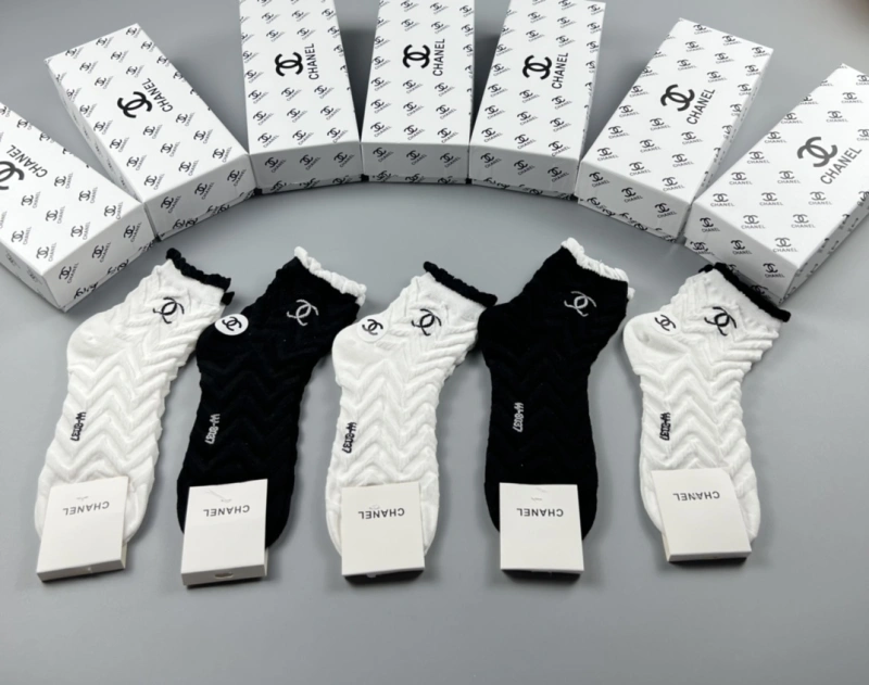 Lightweight Chanel Socks 274314