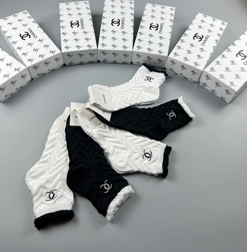 Lightweight Chanel Socks 274314