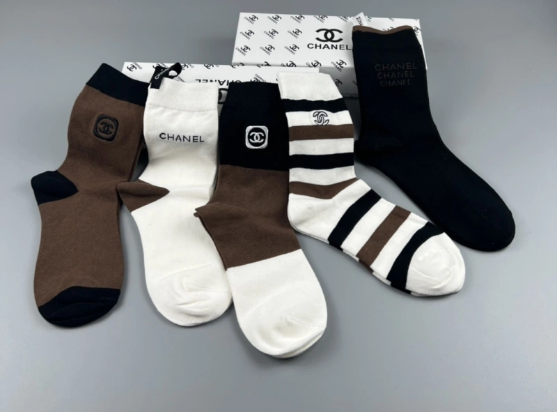 ZipUp Chanel Socks 274313