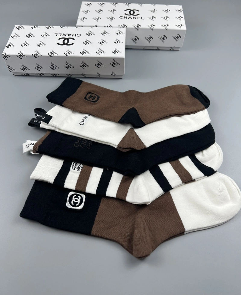 ZipUp Chanel Socks 274313