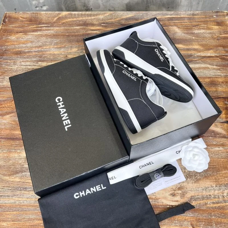 Minimalist Chanel Sport Shoes 17245