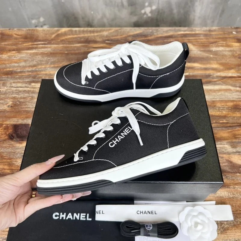 Minimalist Chanel Sport Shoes 17245