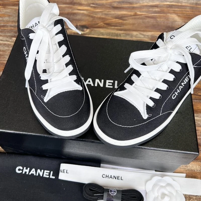 Minimalist Chanel Sport Shoes 17245