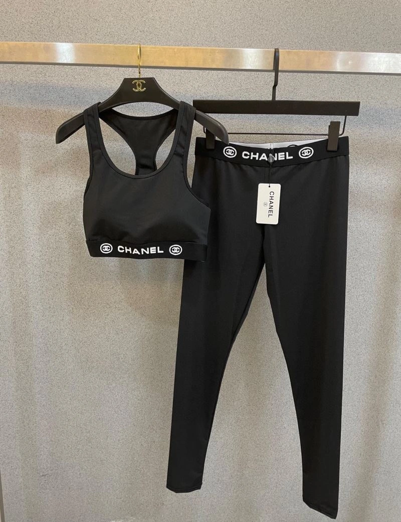 Trendsetting Chanel Sportswear 274698