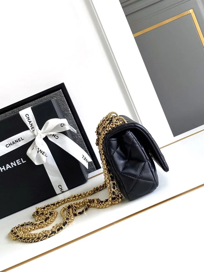 Chanel Stachel Bags Bold 54687