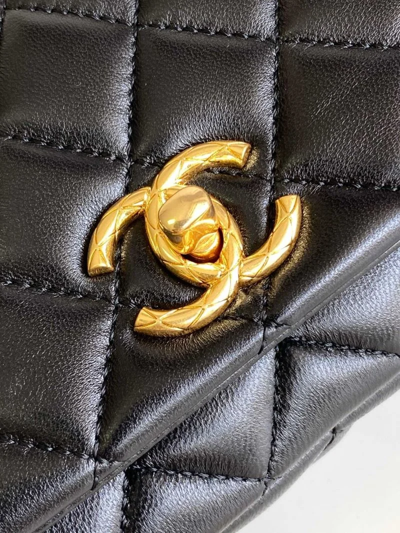Chanel Stachel Bags Bold 54687