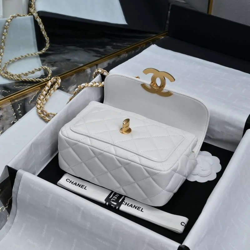 Chanel Stachel Bags EasyCare 54666