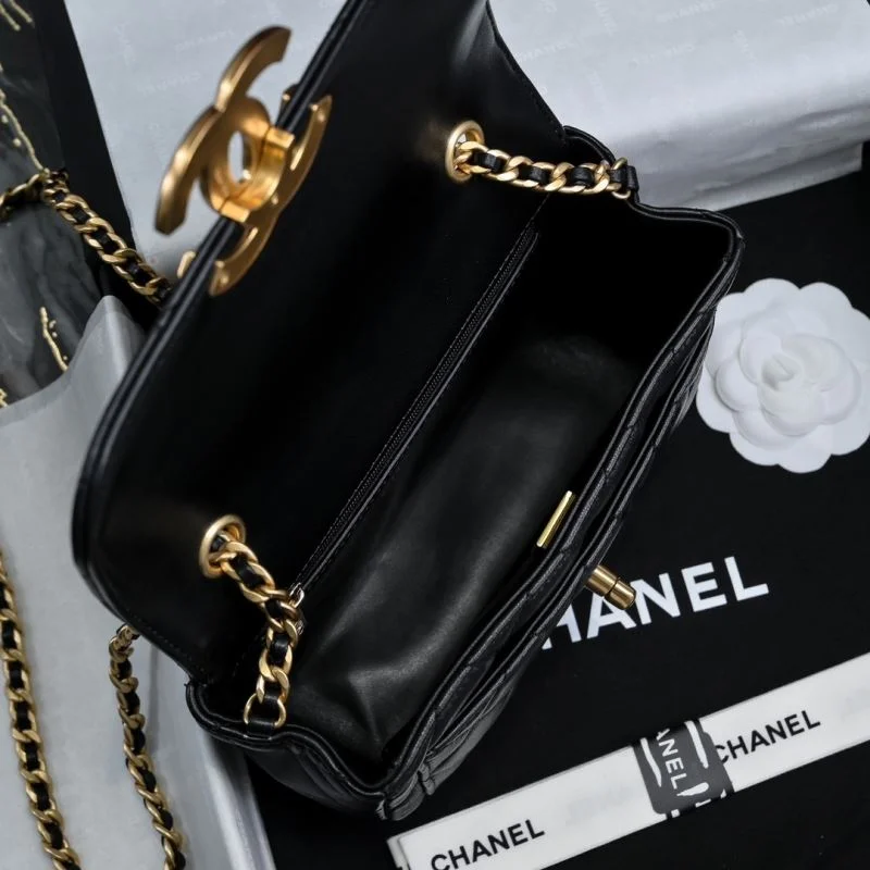 Chanel Stachel Bags Versatile 54686