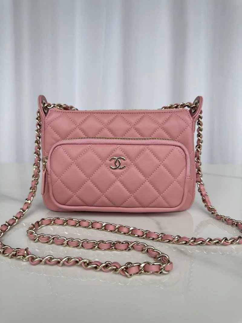 Minimalist Chanel Stachel Bags 54663
