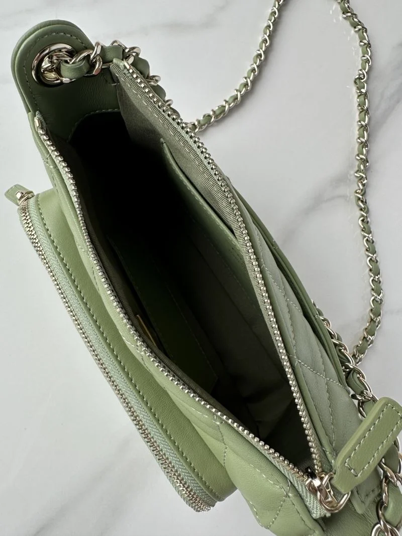Unisex Chanel Stachel Bags 54651