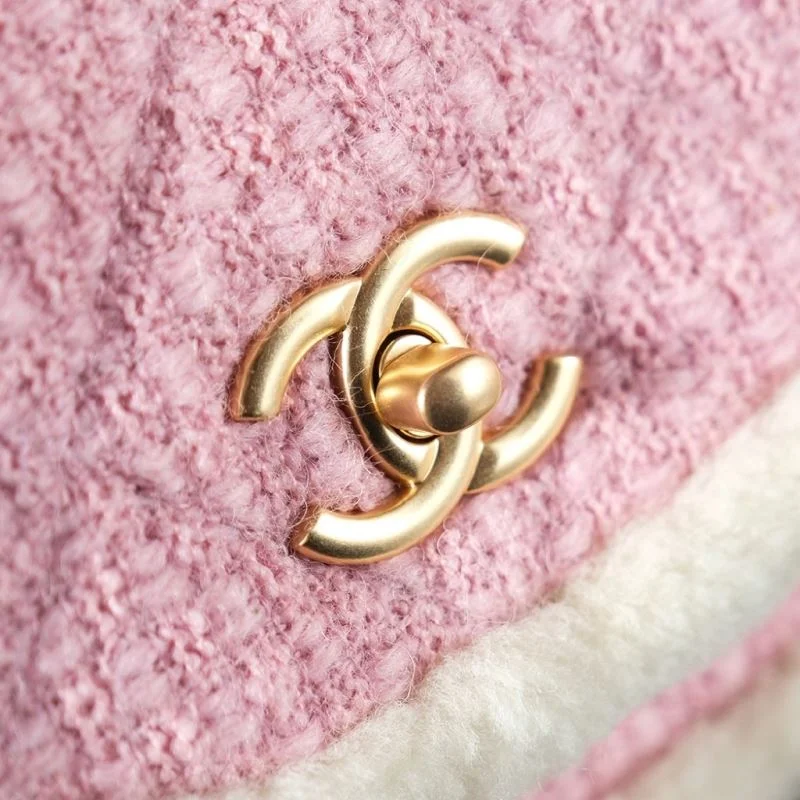 UrbanChic Chanel Stachel Bags 54656