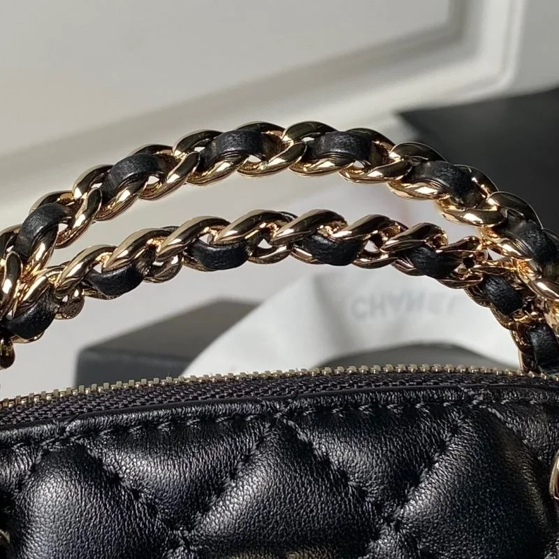 Chanel Stachel Bags Versatile 54634