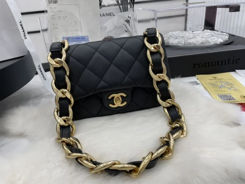 Neat Chanel Stachel Bags 54619