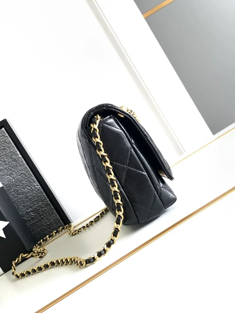 Effortless Chanel Stachel Bags 54617