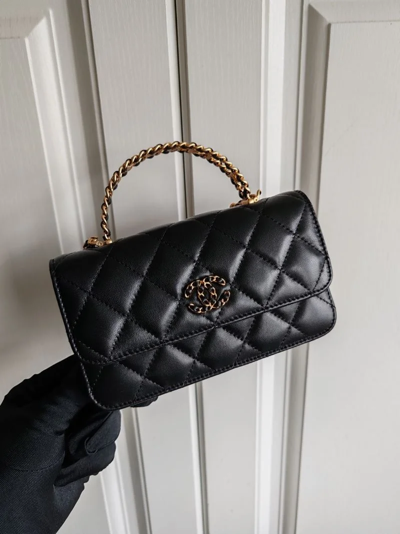 OdorResistant Chanel Stachel Bags 54589