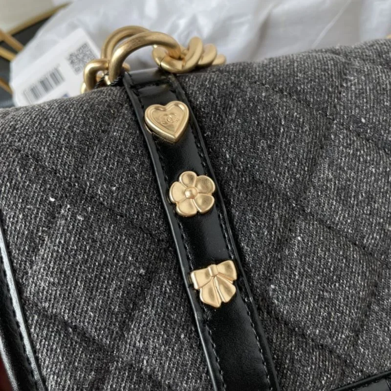 Stretchable Chanel Stachel Bags 54530