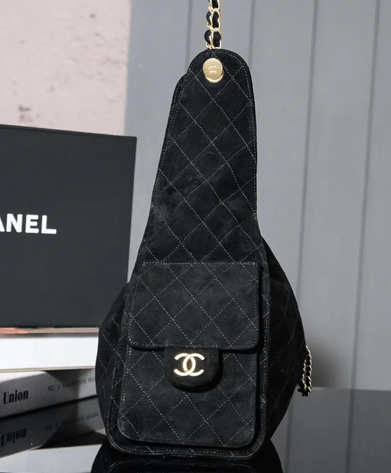 Chanel Stachel Bags Effortless 54586