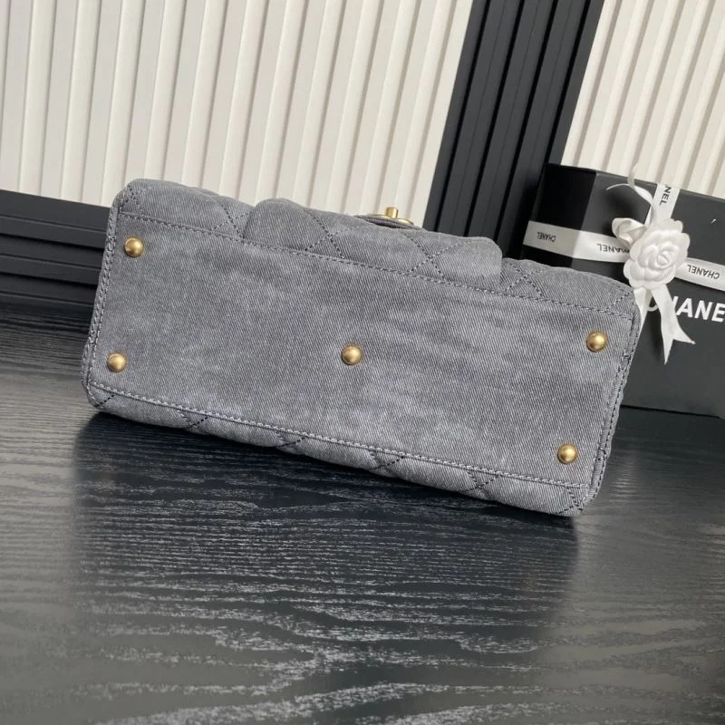 Chanel Stachel Bags Lightweight 54472