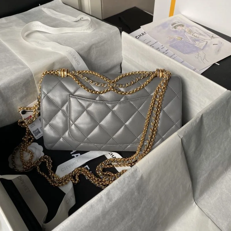Neat Chanel Stachel Bags 54470