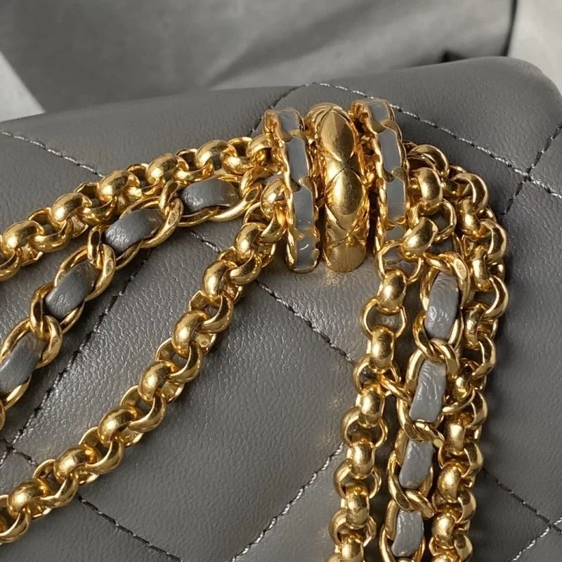 Neat Chanel Stachel Bags 54470