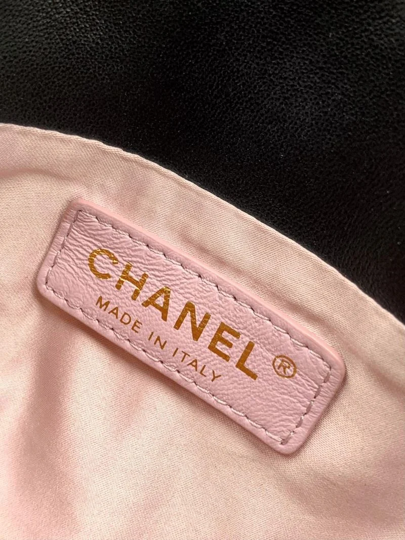 UrbanChic Chanel Stachel Bags 54494