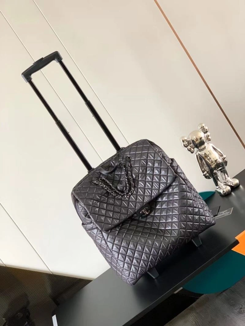 Chanel Suitcase Durable 69333