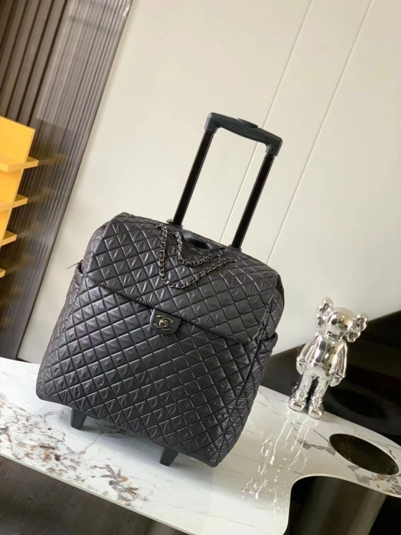 Chanel Suitcase Durable 69333